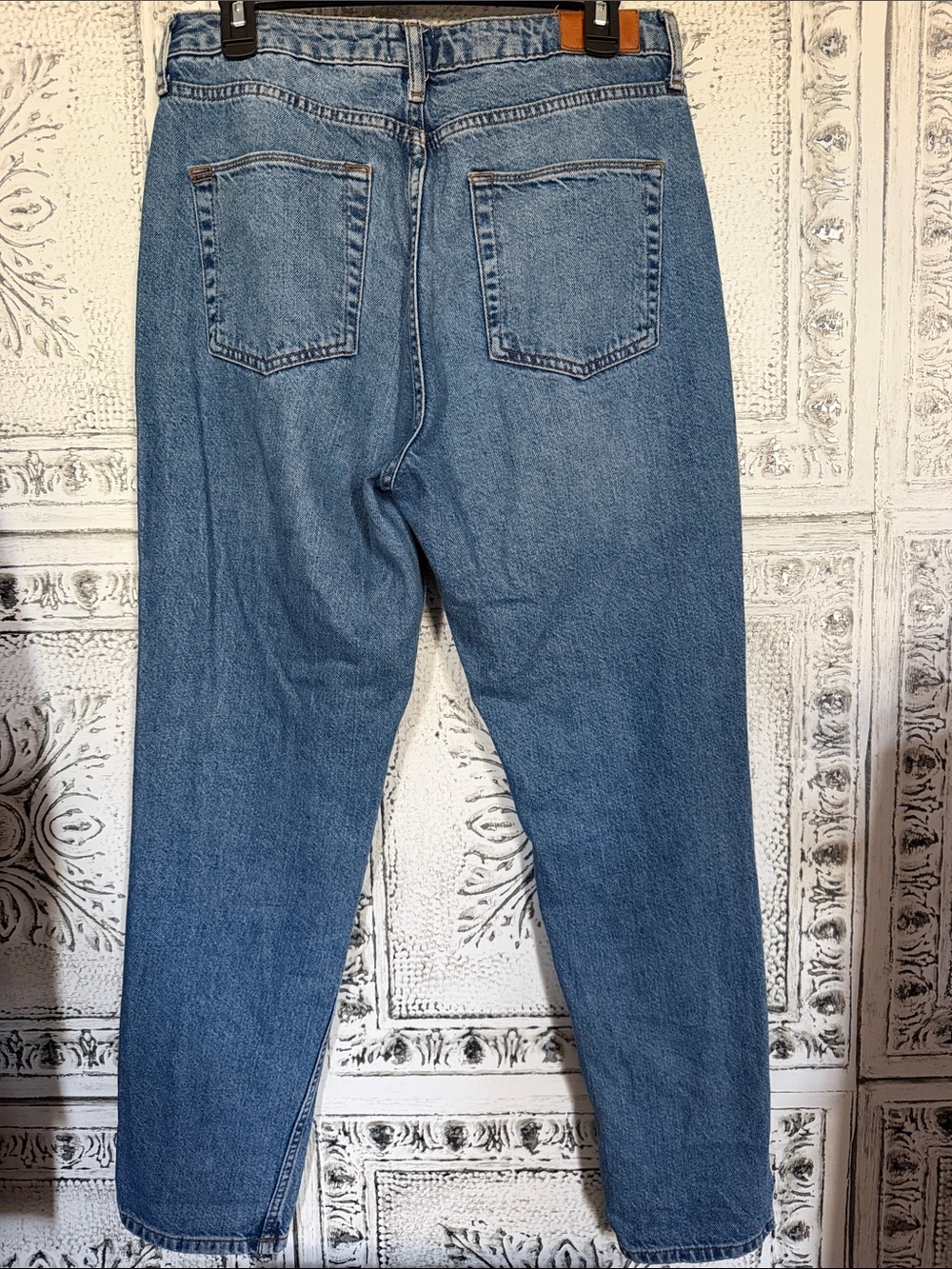 BDG Mom High Rise Jeans - Picture 6 of 7